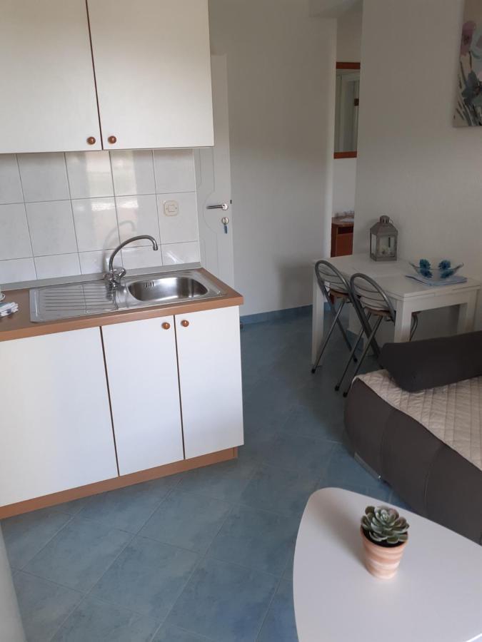 Apartments Lozina 드레베니크 외부 사진