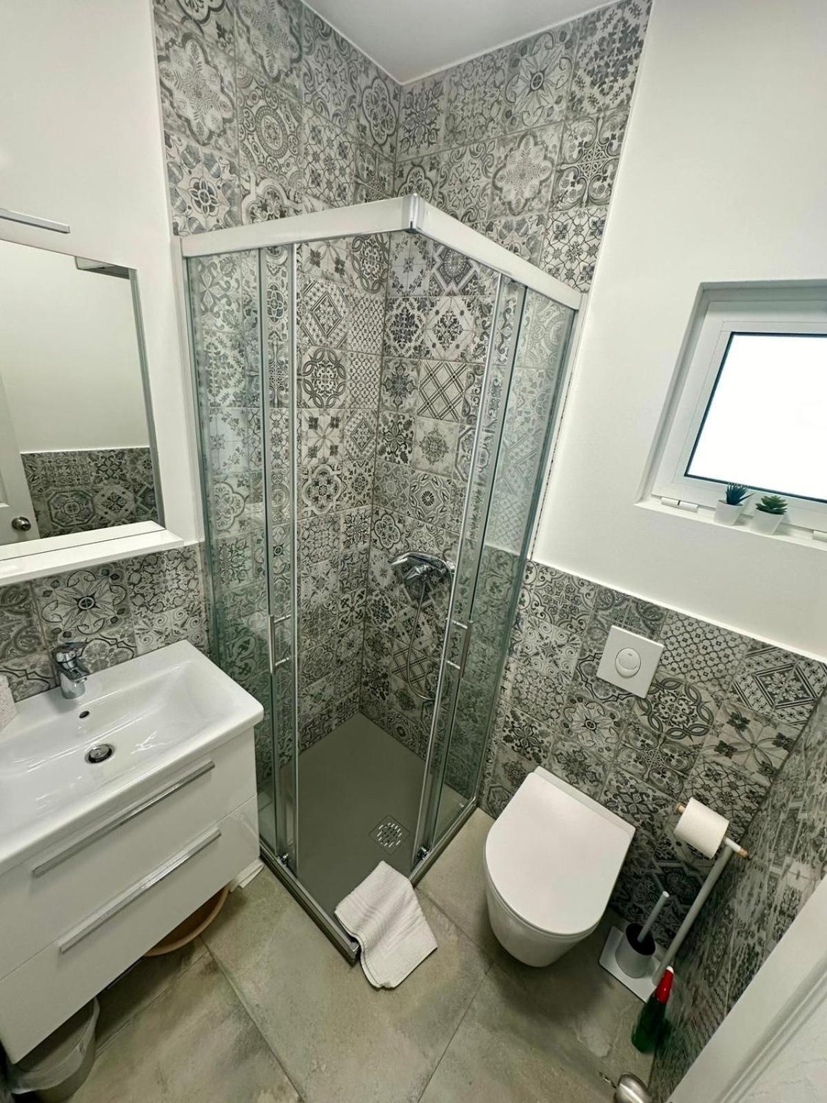 Apartments Lozina 드레베니크 외부 사진