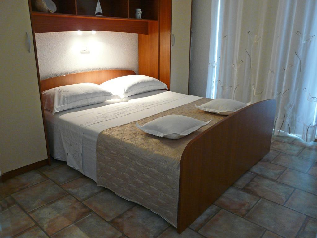 Apartments Lozina 드레베니크 객실 사진