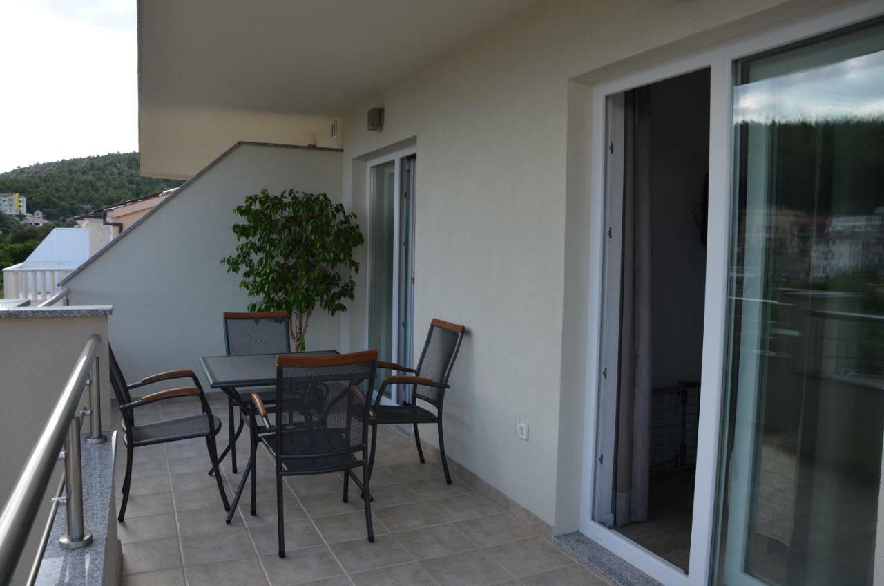 Apartments Lozina 드레베니크 외부 사진